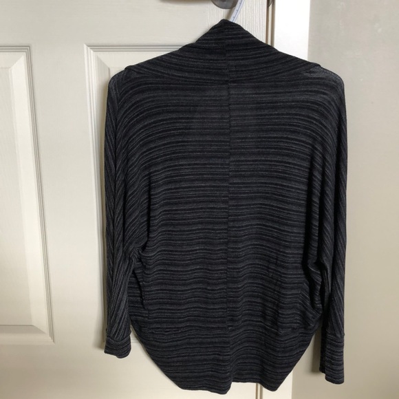 Black and grey striped open cardigan - Picture 1 of 4